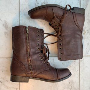 NWOT Rampage Jepson Brown Lace-Up Combat Boots